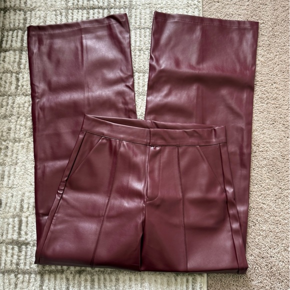 NWT Soho Apparel Burgundy Vegan Faux Leather Wide Leg Pants Size Large - Picture 6 of 6